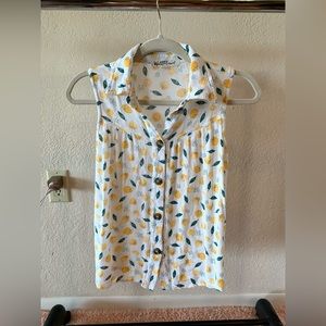 5 Women’s tank tops